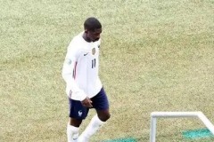 利物浦神锋凌空绝杀逆转，忠诚选择见证传奇